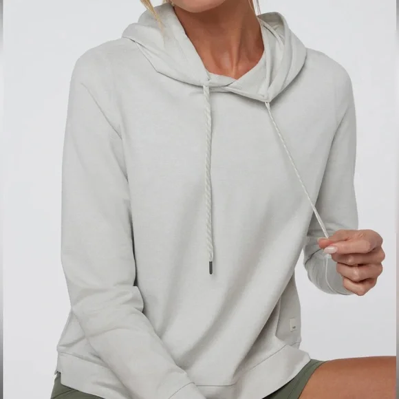 Vuori Halo Essential Hoodie Salt Heather NWT - Picture 4 of 7